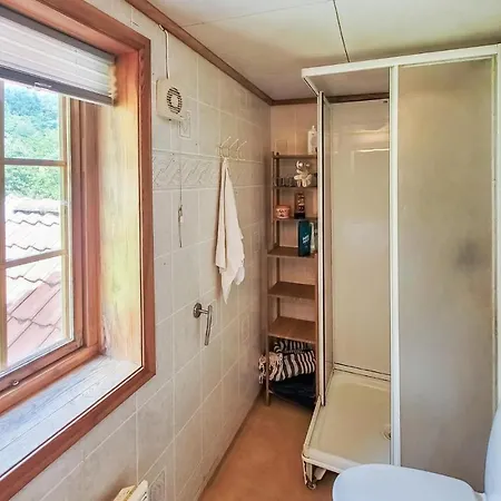 Lovely In With Kitchen