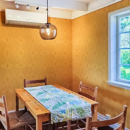 펜션 Lovely In With Kitchen *