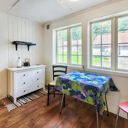 Lovely In With Kitchen