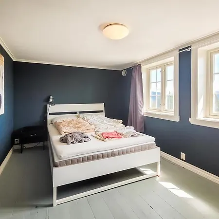 Lovely In With Kitchen * Nedstrand